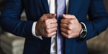 Career Navigation: 3 Common Traps at All Levels of Success